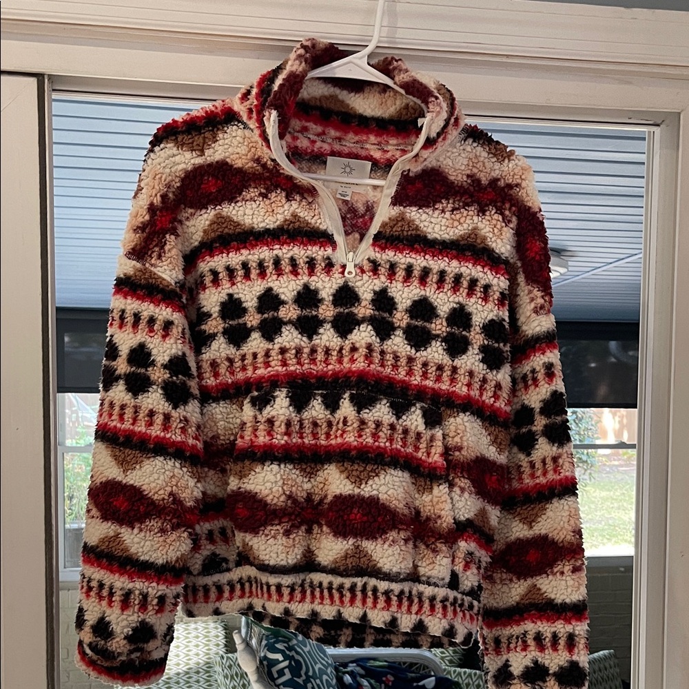 Aerie Red and Cream Fleece Pullover